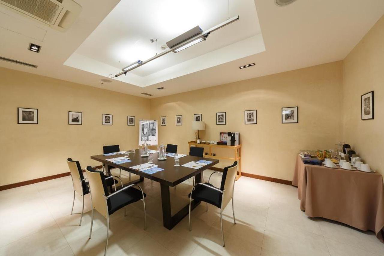 Courtyard By Marriott Venice Airport Tessera Bagian luar foto