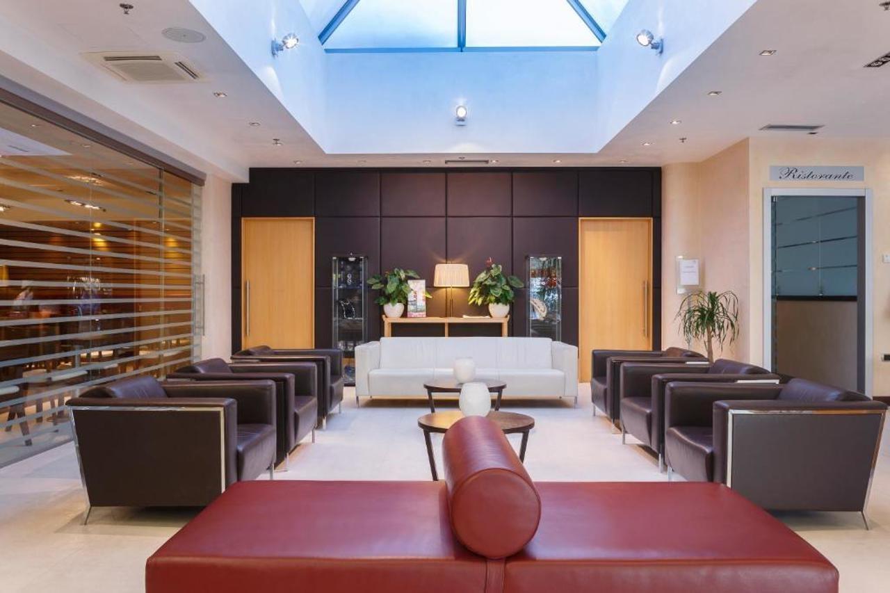 Courtyard By Marriott Venice Airport Tessera Bagian luar foto