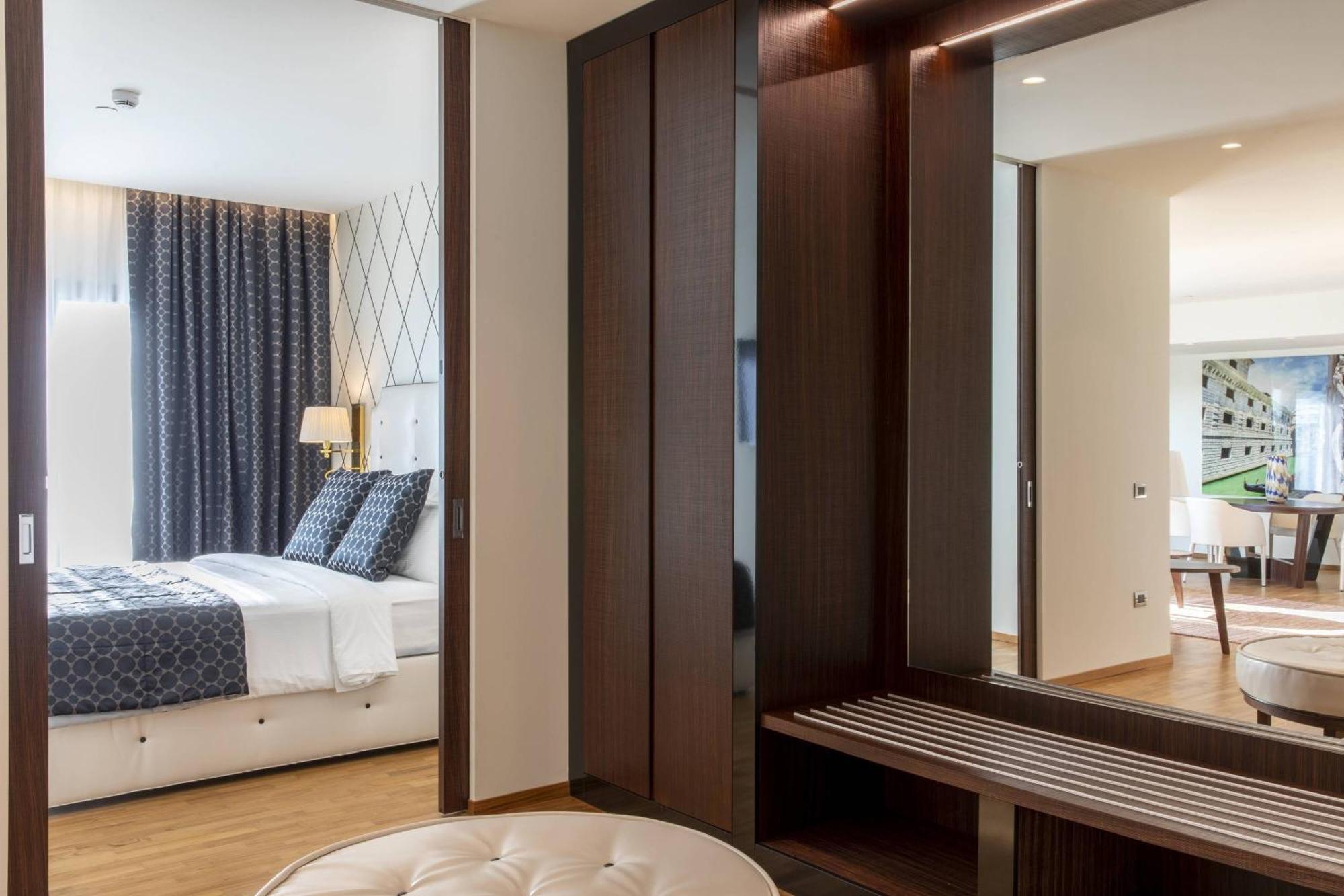 Courtyard By Marriott Venice Airport Tessera Bagian luar foto