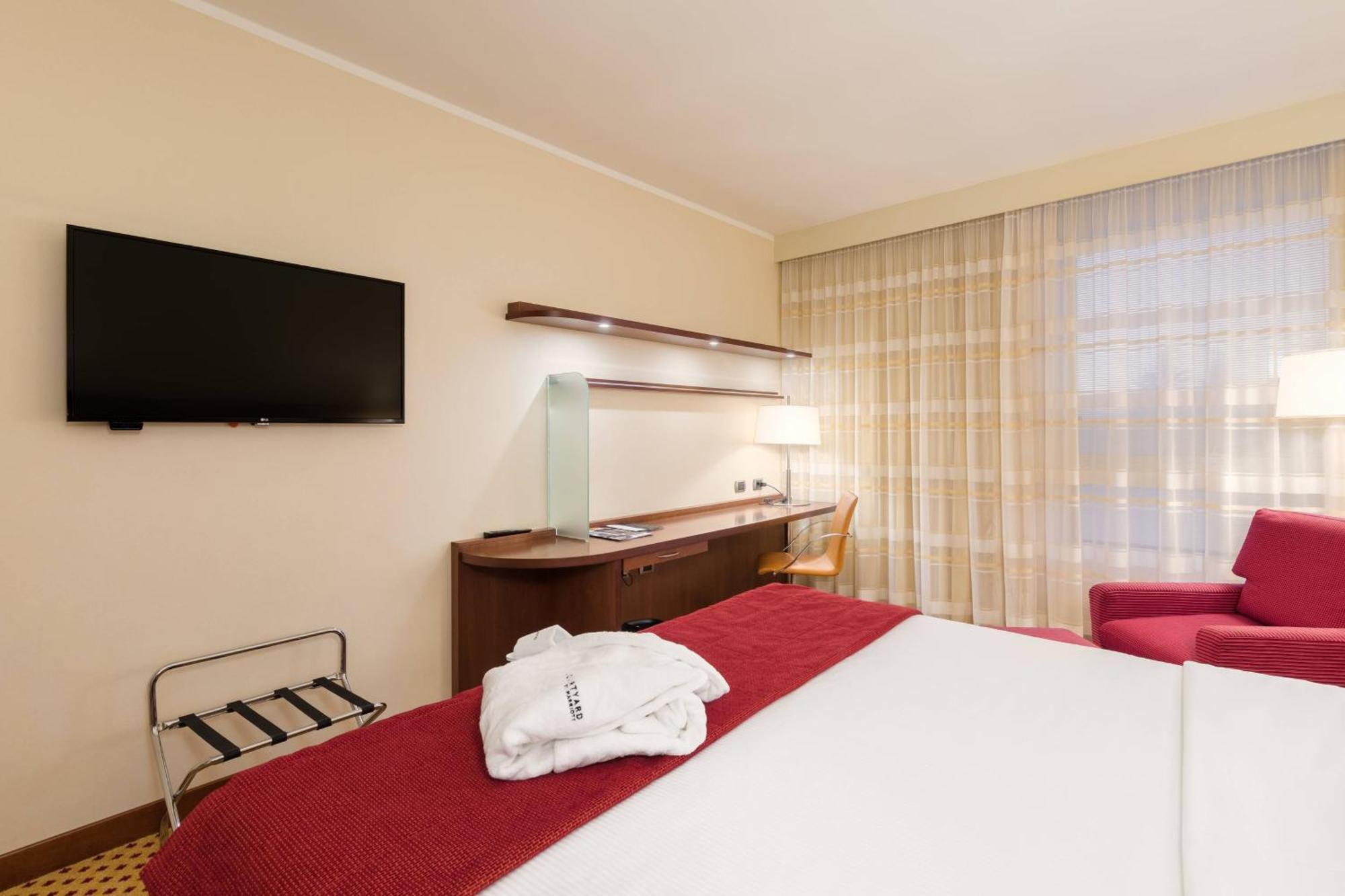 Courtyard By Marriott Venice Airport Tessera Bagian luar foto