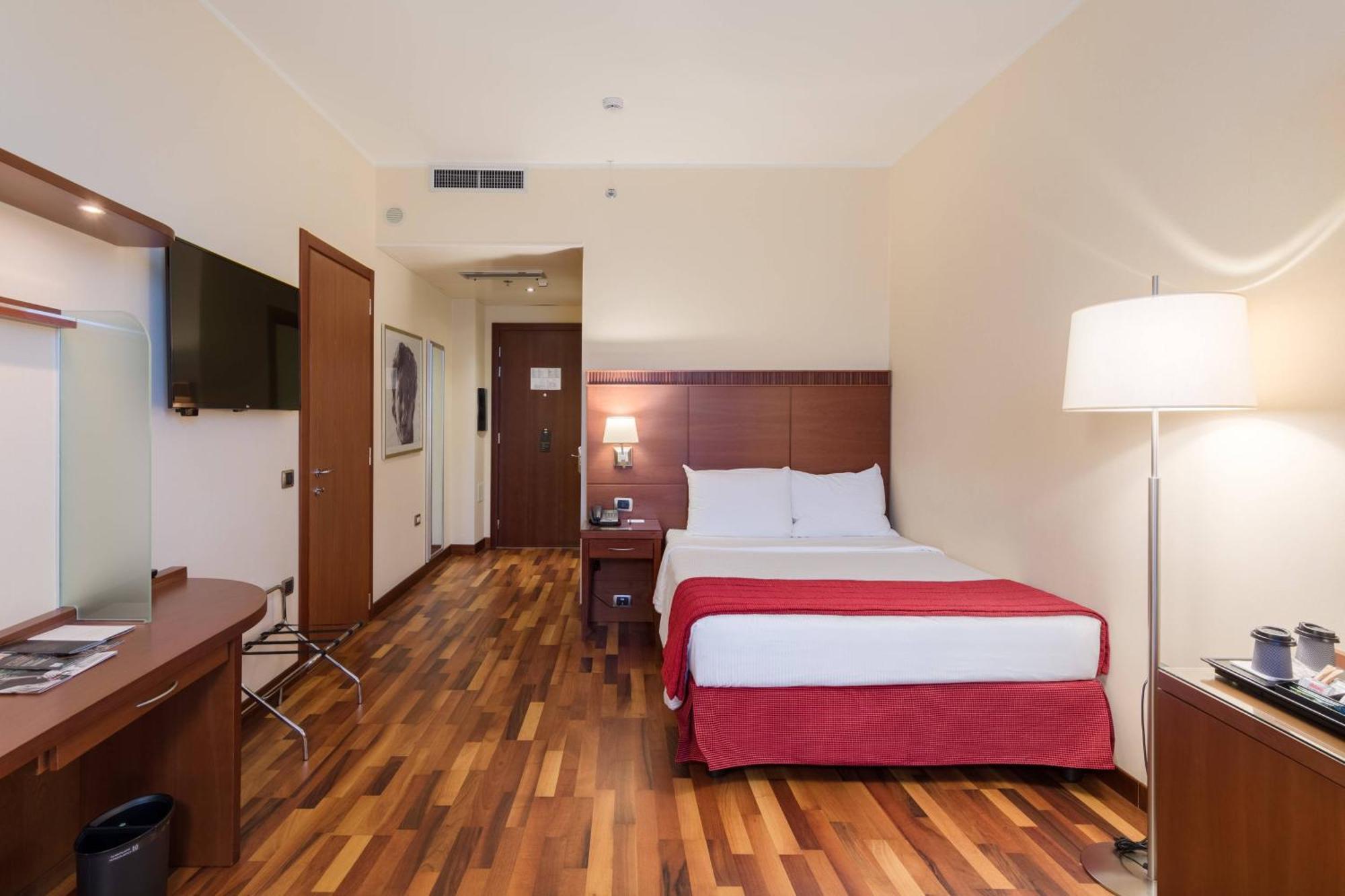Courtyard By Marriott Venice Airport Tessera Bagian luar foto