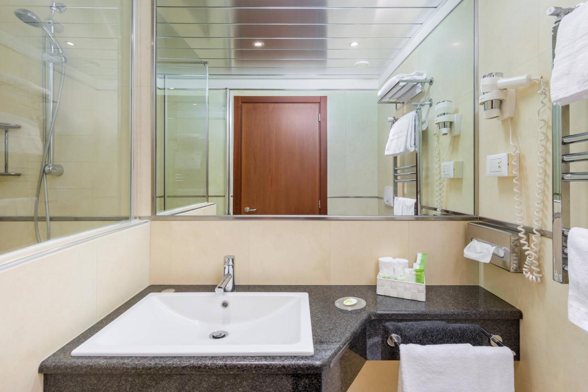 Courtyard By Marriott Venice Airport Tessera Bagian luar foto