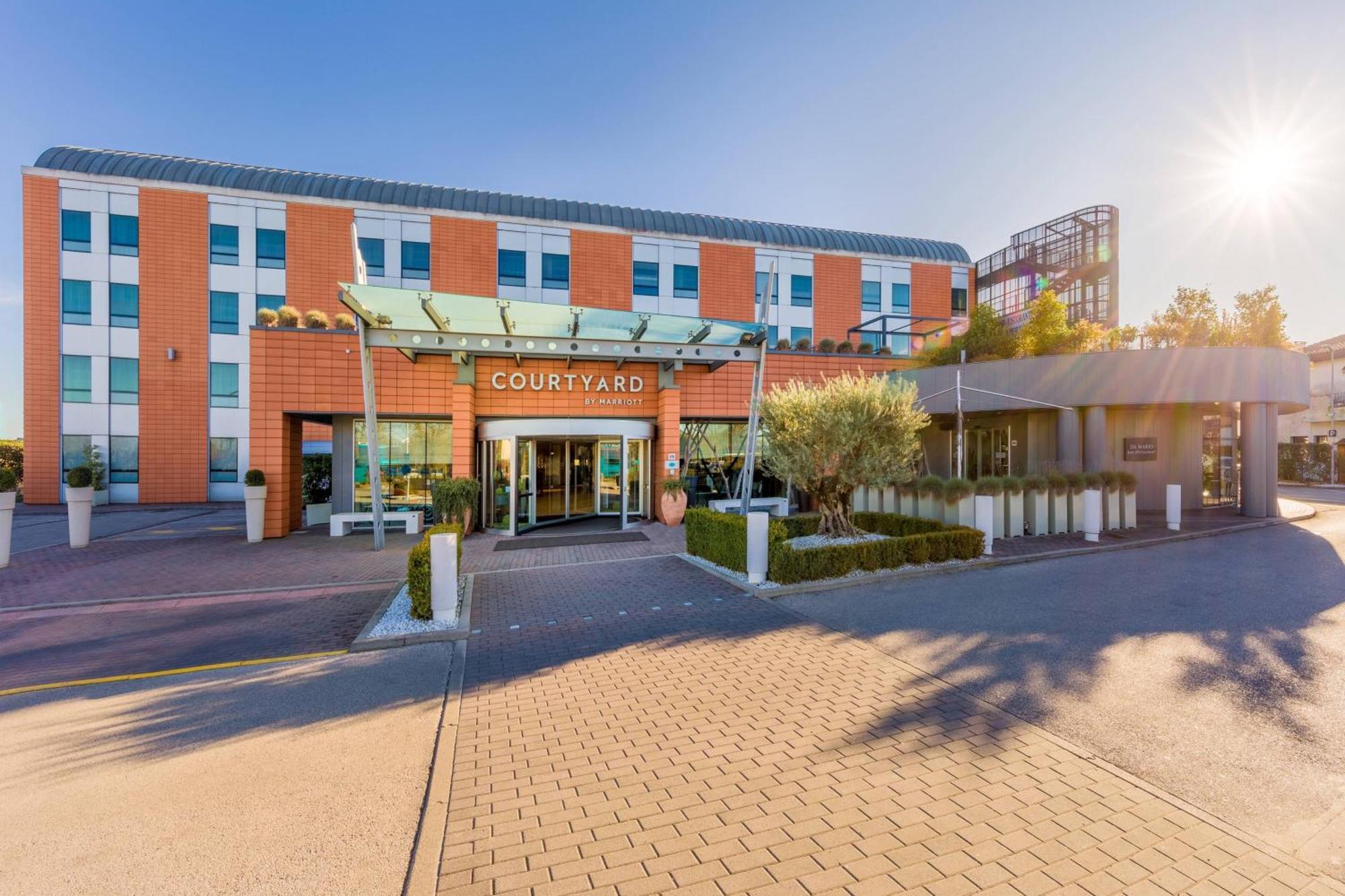 Courtyard By Marriott Venice Airport Tessera Bagian luar foto